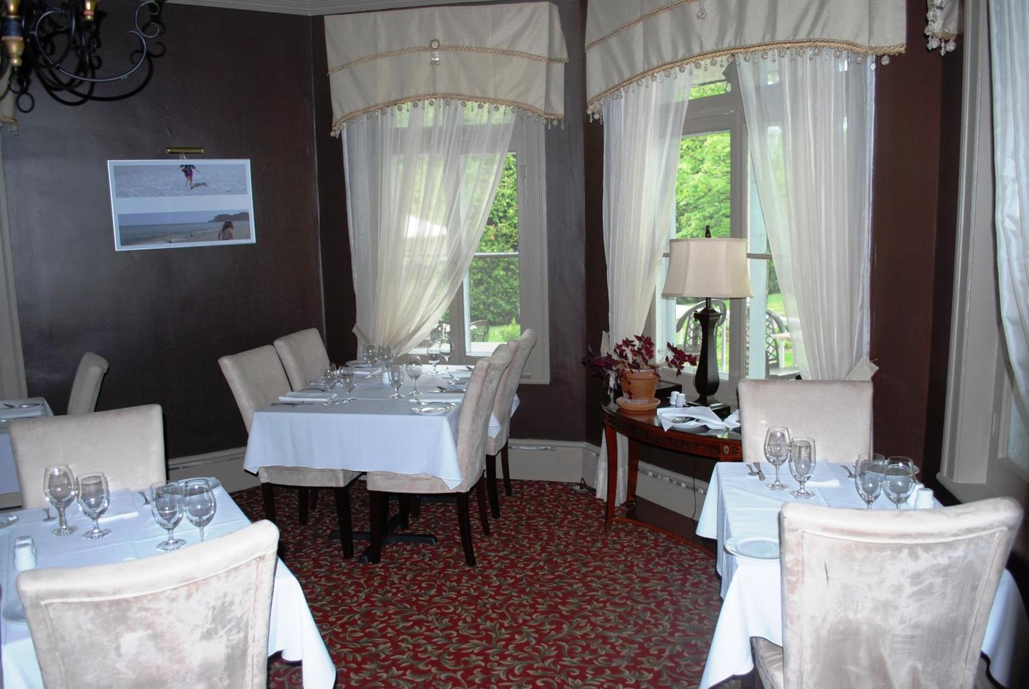 Chez Truchon Bistro-Auberge La Malbaie Eksteriør billede