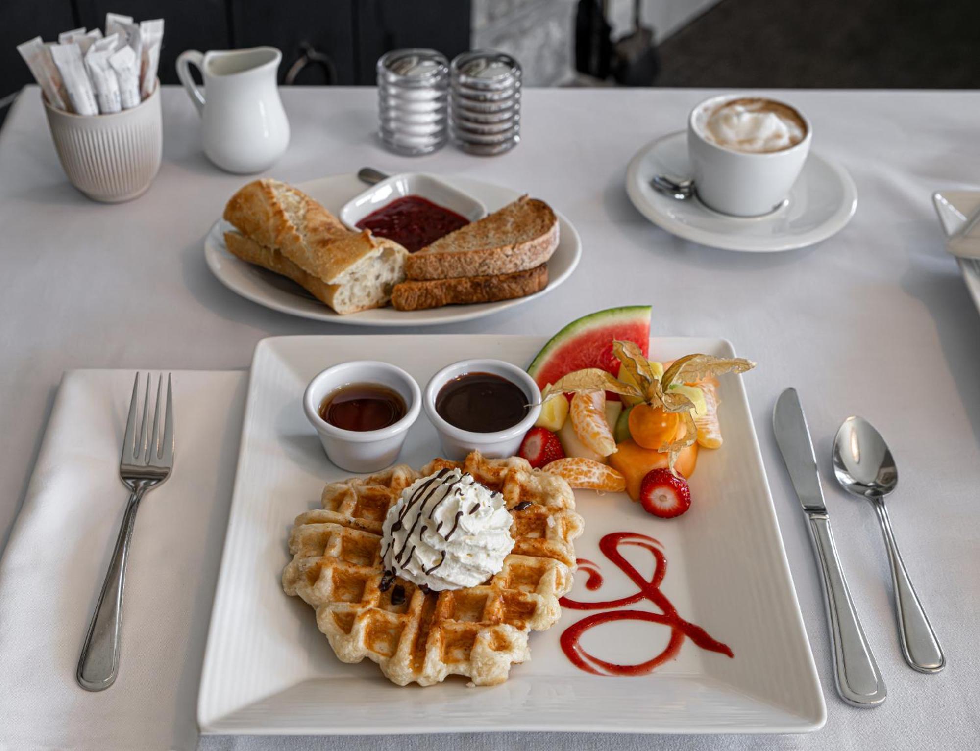 Chez Truchon Bistro-Auberge La Malbaie Eksteriør billede