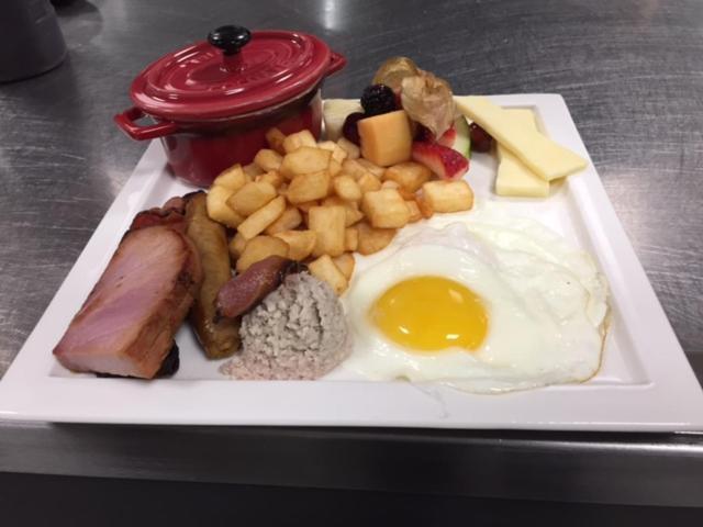 Chez Truchon Bistro-Auberge La Malbaie Eksteriør billede